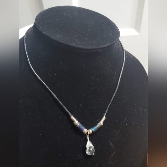 Short Leather Necklace With Ball Pendant. 🌴 - Picture 2 of 5